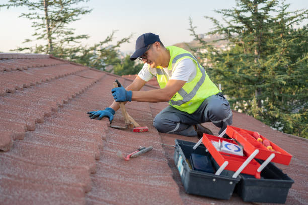 Best Local Roofing Companies  in Huntgburg, IN